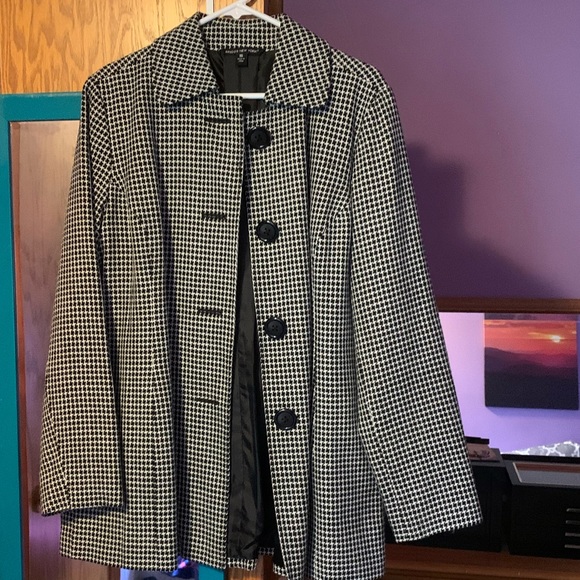 Jackets & Blazers - Button-up Jacket